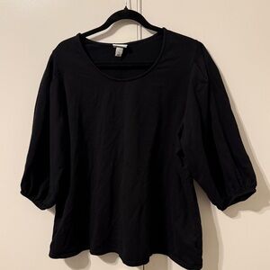Women's Black Scoop Neck Puff Sleeve Top